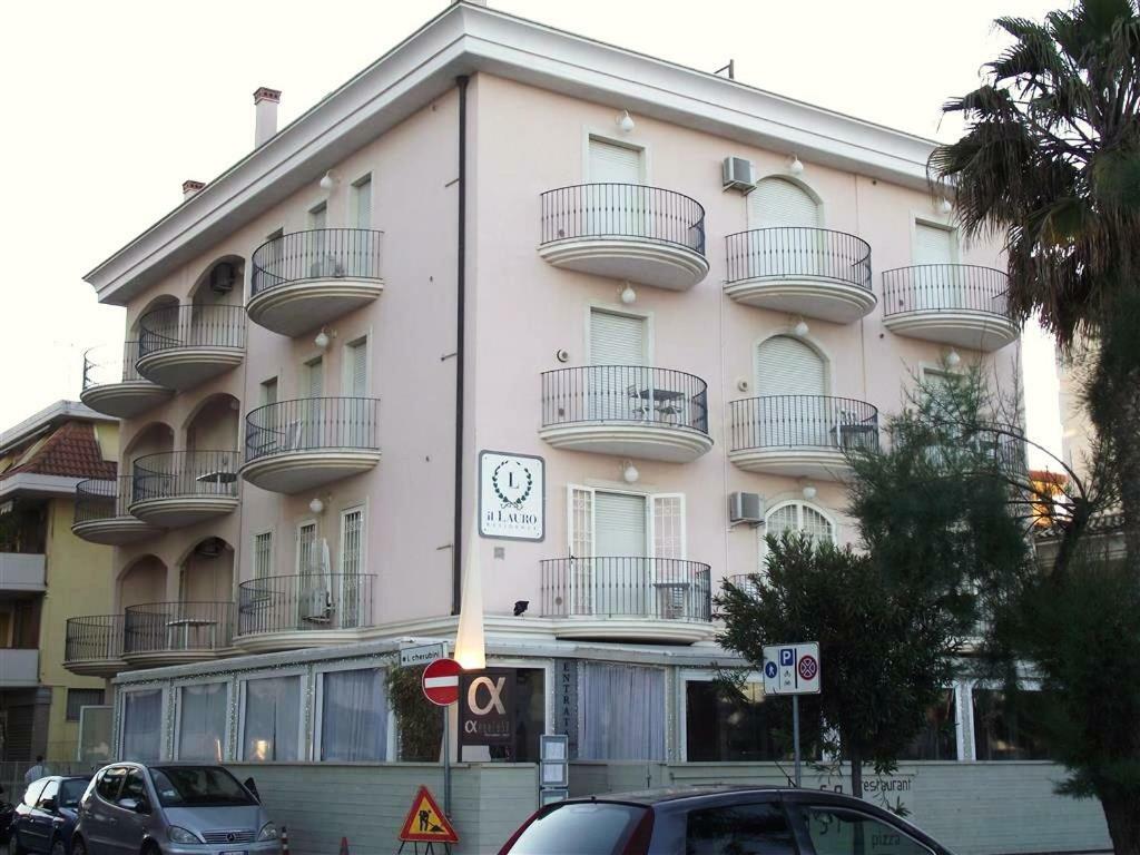 Aparthotel Il Lauro San Benedetto del Tronto Exteriér fotografie